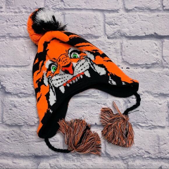 Under Armour Youth Tiger Winter Hat in Orange/Black - Picture 1 of 6